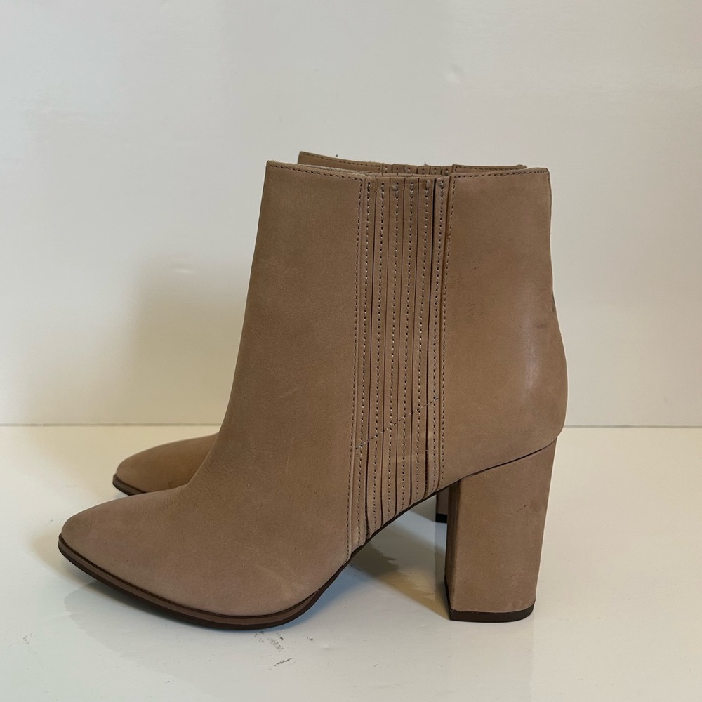 Seychelles leather heeled bootie